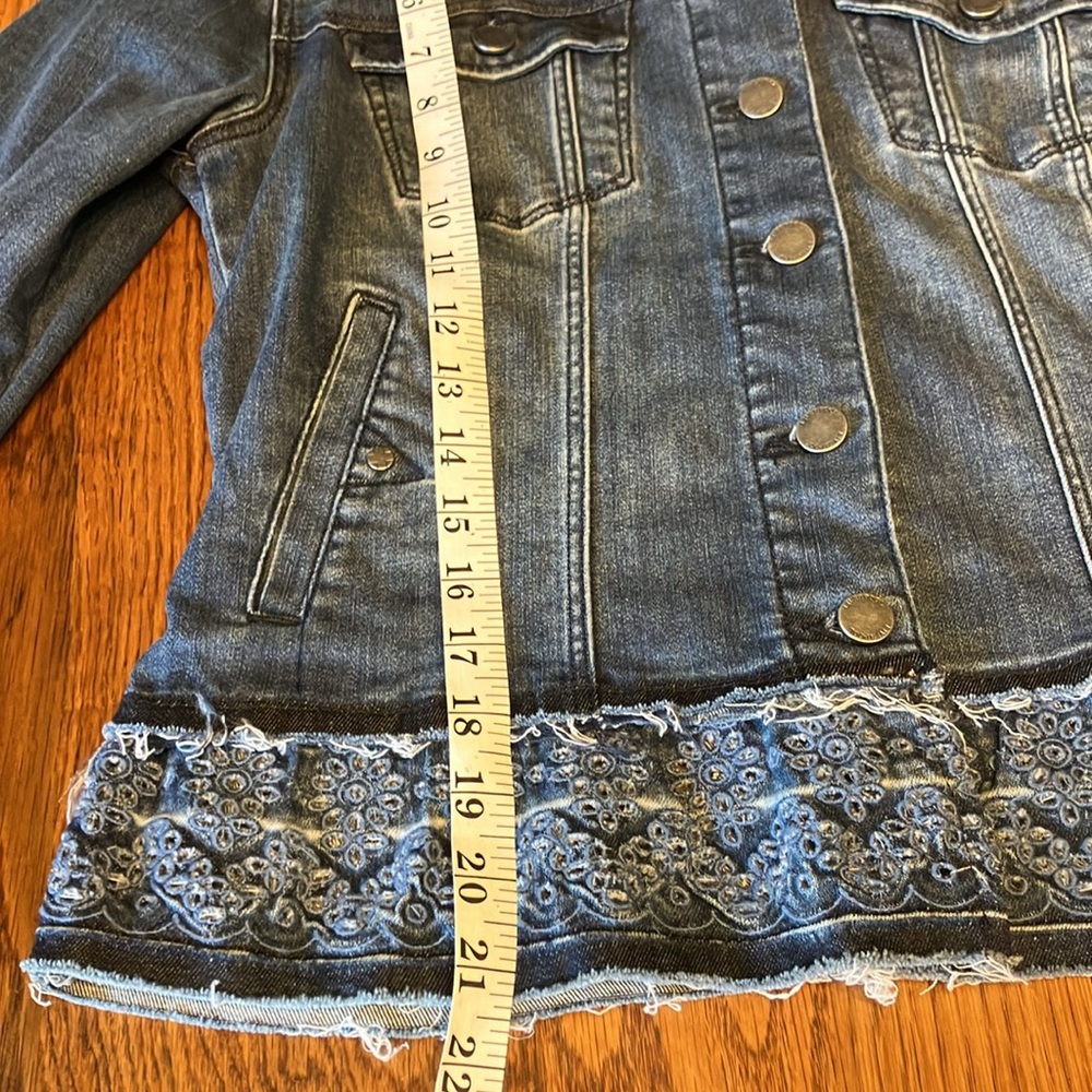 WESTERN WEAR LIVERPOOL BLUE WITH SILVER BUTTON JEAN JACKET WITH CUTWORK BOTTOM - Picture 9 of 9